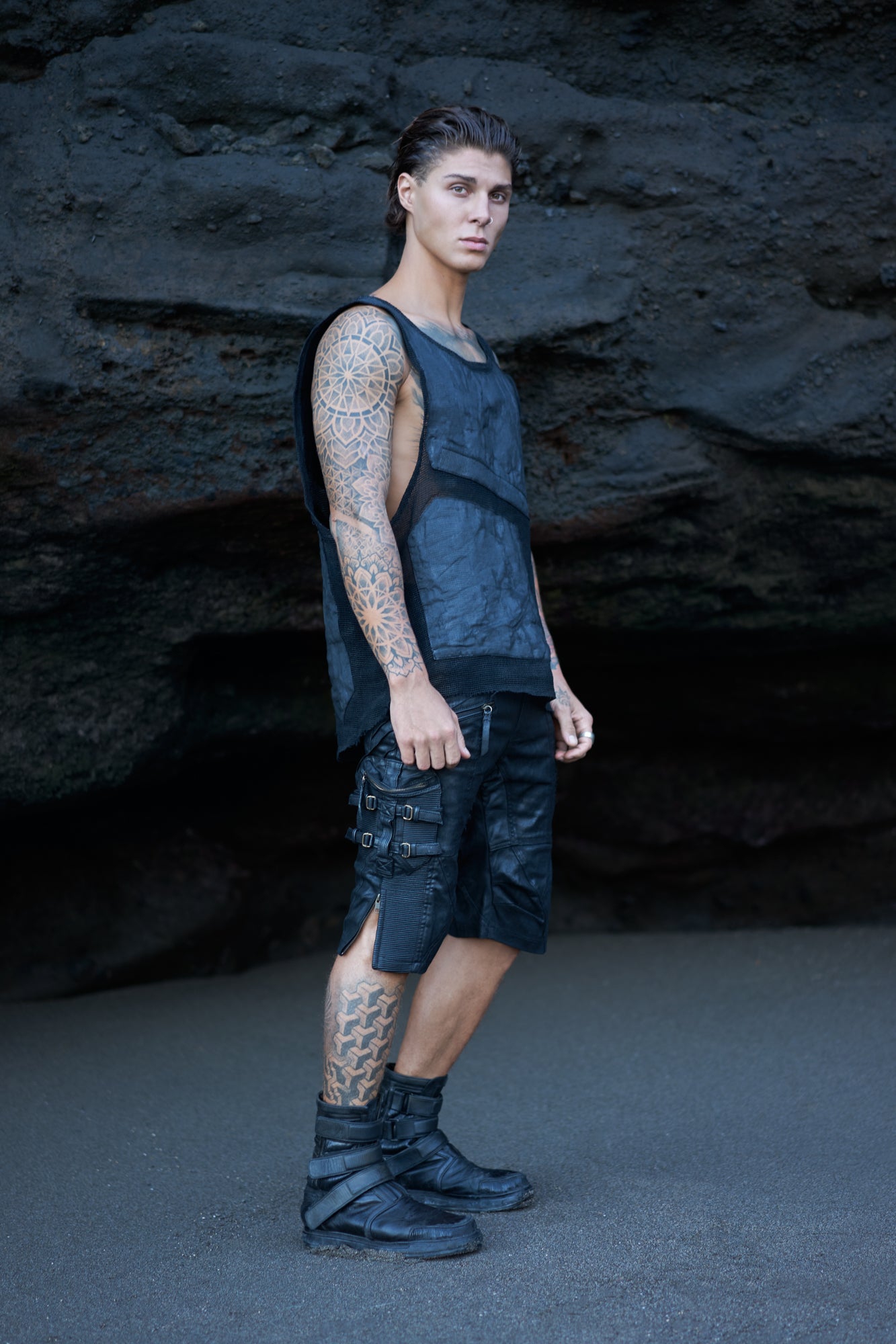 mens avant garde streetwear clothing tank top sleeveless cargo 3 4 shorts leather boots